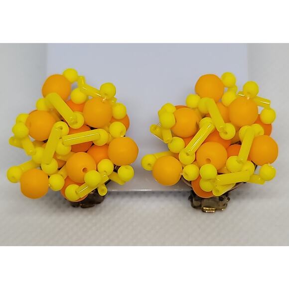 Vintage Clip On Yellow Orange Lucite Galaxy Cluster West Germany Marking Bright - Picture 2 of 9